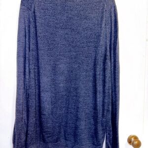 Men's Medium Merino Wool Navy Long-Sleeve Sweater